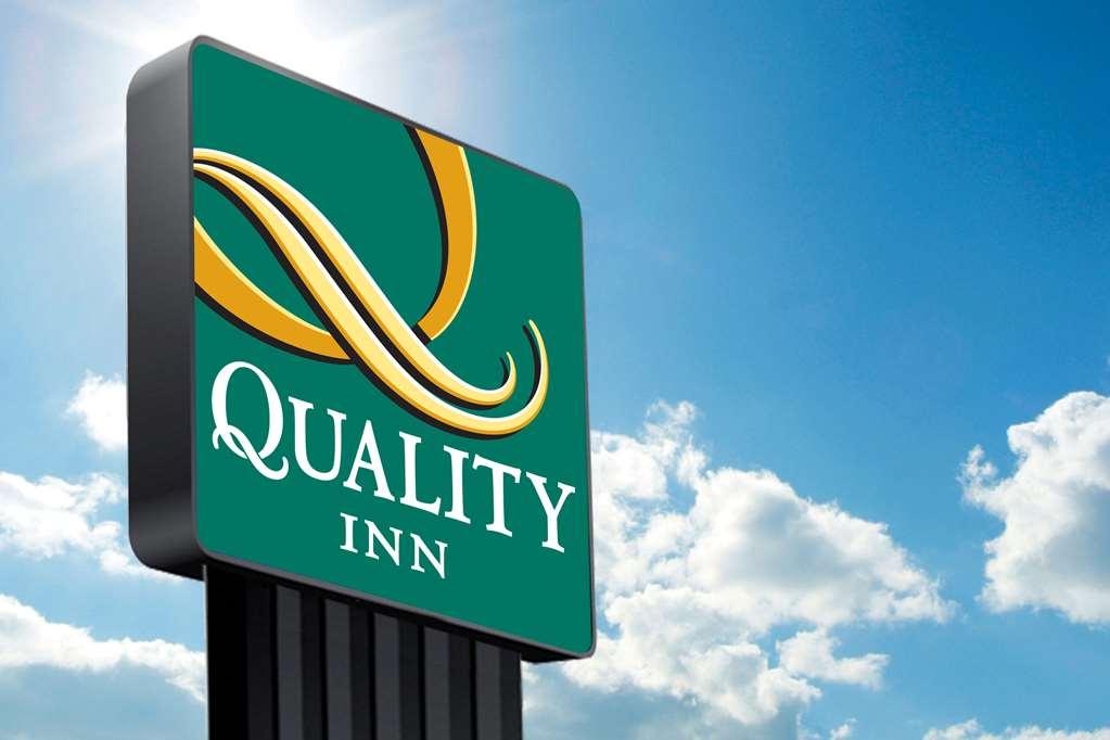 Quality Inn New London Экстерьер фото
