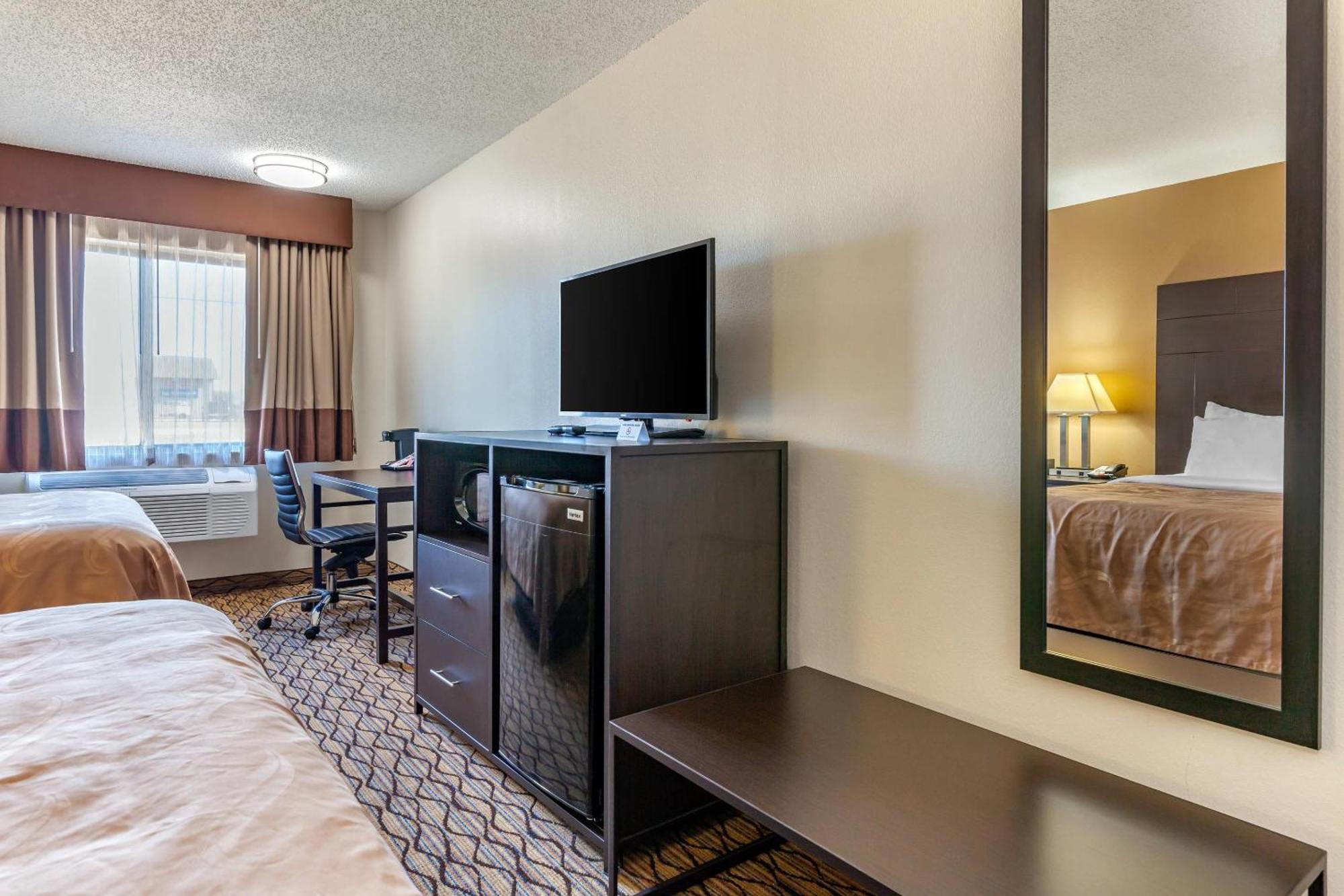 Quality Inn New London Экстерьер фото