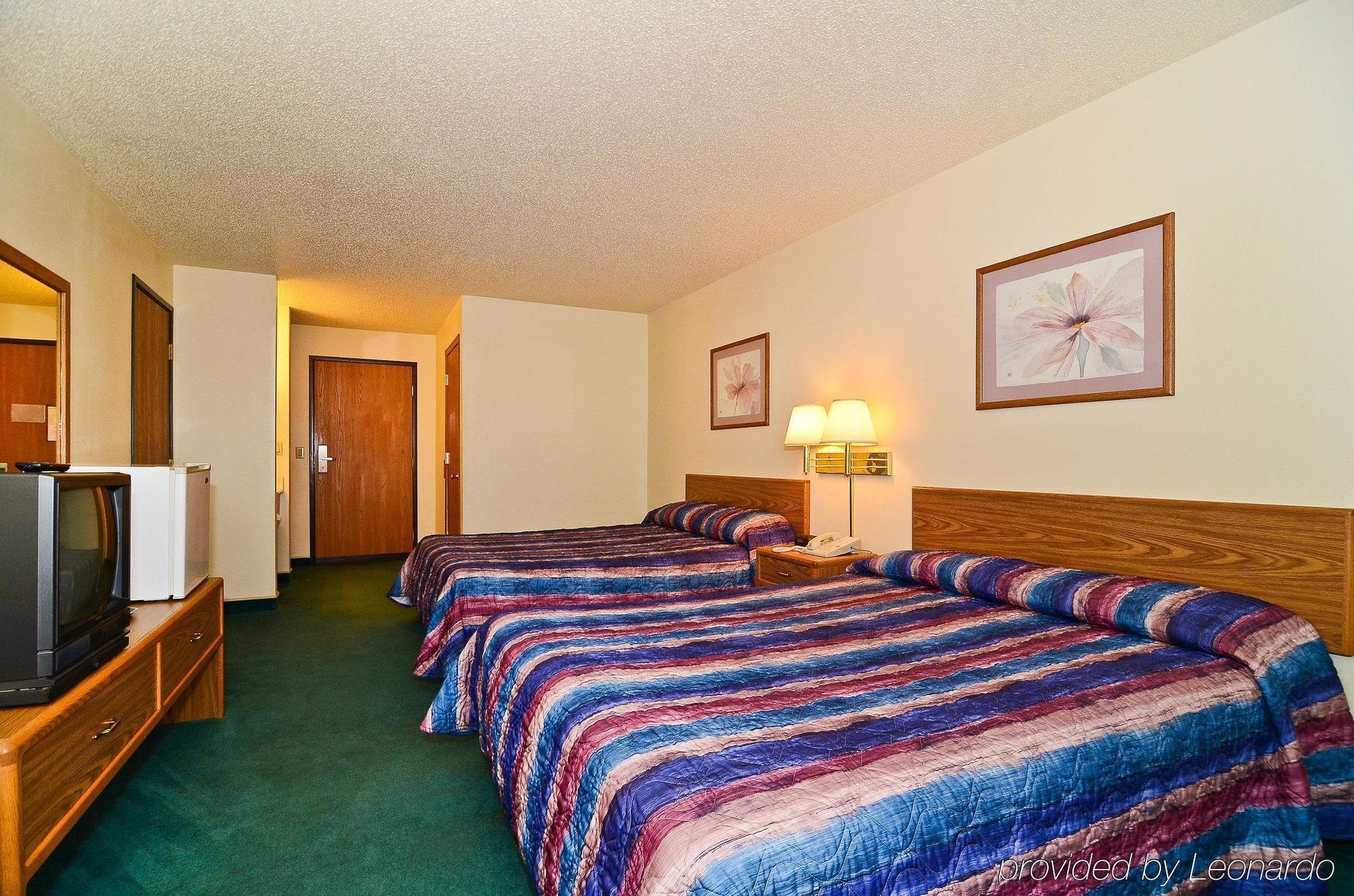 Quality Inn New London Экстерьер фото